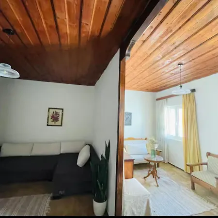 Casa Nostra, Stroggili Corfu Agios Ioannis Peristeron (Corfu)