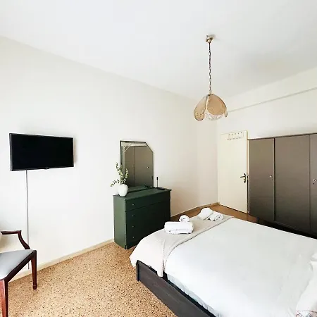 Casa Nostra, Stroggili Corfu * آغيوس يوانيس بيريستريون